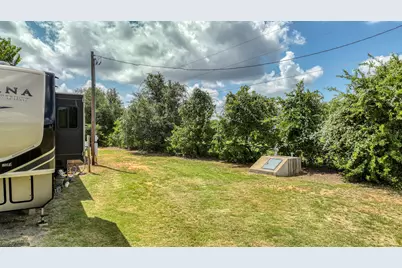 221 Briar Oaks Drive, Azle, TX 76020 - Photo 30