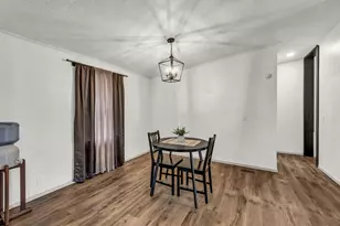 221 Briar Oaks Dr, Azle, TX 76020 - Photo 16