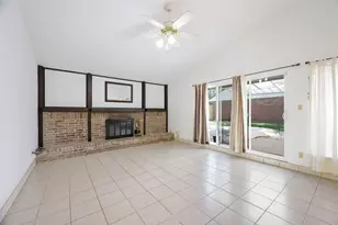 2707 Colonial Dr, Carrollton, TX 75007 - Photo 10