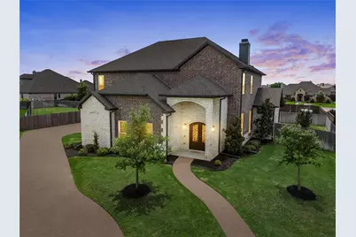 518 Stone Canyon Drive, Waco, TX 76657 - Photo 2