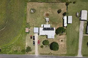 15962 Fritcher Rd, Pilot Point, TX 76258 - Photo 20