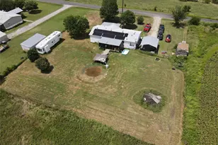 15962 Fritcher Rd, Pilot Point, TX 76258 - Photo 8