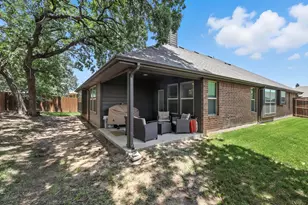 221 Gardenia Dr, Azle, TX 76020 - Photo 28