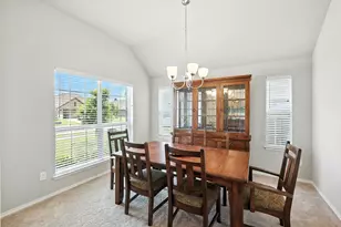 221 Gardenia Dr, Azle, TX 76020 - Photo 6