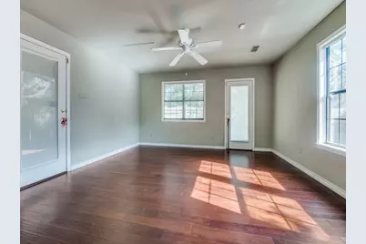 107 Brentwood Court, Irving, TX 75061 - Photo 14