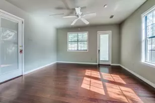 107 Brentwood Ct, Irving, TX 75061 - Photo 14