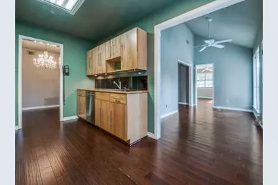 107 Brentwood Court, Irving, TX 75061 - Photo 10