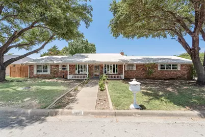 1421 Meadow Lane, Midlothian, TX 76065 - Photo 1