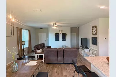 905 Ravenwood Lane, Van Alstyne, TX 75495 - Photo 4