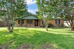 1415 Meadowlark Dr, Hillsboro, TX 76645 - Photo 2