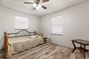 1415 Meadowlark Dr, Hillsboro, TX 76645 - Photo 16