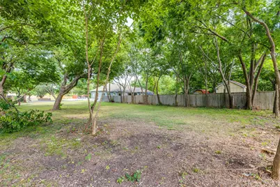 605 N Kentucky Street, McKinney, TX 75069 - Photo 2