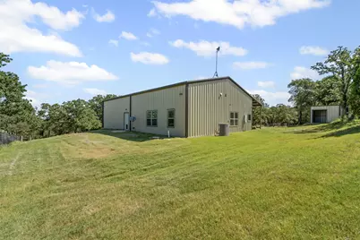 166 S Bronco Court, Springtown, TX 76082 - Photo 20