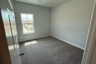 1936 Preakness Dr, Granbury, TX 76049 - Photo 14