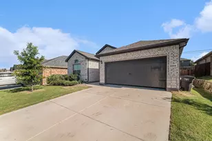 9604 Hickory Knob Dr, Fort Worth, TX 76108 - Photo 2