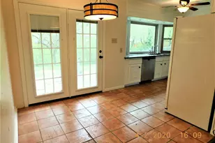 2914 N Ricketts St, Sherman, TX 75092 - Photo 32