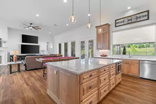 4000 Randolph Ln, Azle, TX 76020 - Photo 18