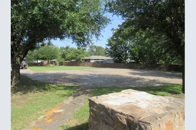 2206 Bluebonnet Avenue, Denison, TX 75020 - Photo 10