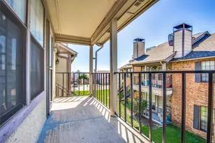 2835 Keller Springs Rd, Carrollton, TX 75006 - Photo 10