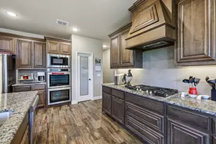 2808 Richard St, Burleson, TX 76028 - Photo 14