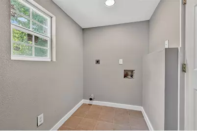 110 E Munson Street, Denison, TX 75021 - Photo 6