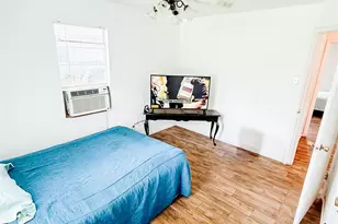713 Dunbar Ave, Waco, TX 76704 - Photo 12