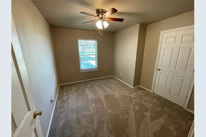 111 Quail Drive, Springtown, TX 76082 - Photo 10