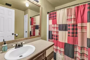 111 Quail Dr, Springtown, TX 76082 - Photo 14