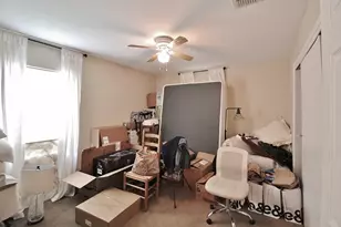 911 E Lovers Ln, Arlington, TX 76010 - Photo 12