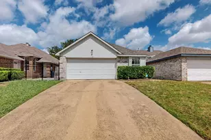 4457 Flamingo Ct, Mesquite, TX 75150 - Photo 2