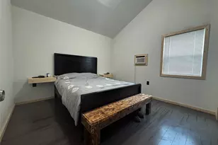 410 N Douglas St, Mart, TX 76664 - Photo 8