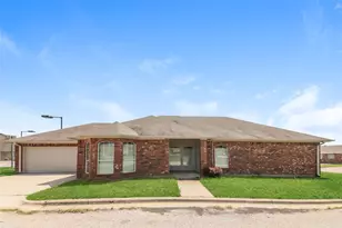 432 Lake Highland Dr, Lake Dallas, TX 75065 - Photo 2