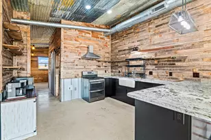 139 Co Rd 2156, Gainesville, TX 76240 - Photo 8