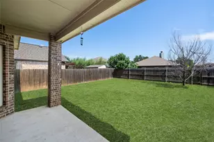 8917 Tenderfoot Ln, Aubrey, TX 76227 - Photo 18