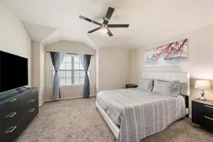 8917 Tenderfoot Ln, Aubrey, TX 76227 - Photo 4