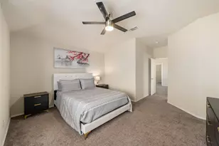 8917 Tenderfoot Ln, Aubrey, TX 76227 - Photo 10