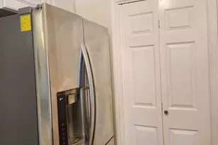 2106 Amesbury Dr, Arlington, TX 76011 - Photo 8