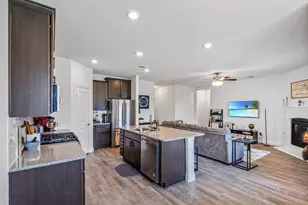 10920 Los Alamos Dr, Aubrey, TX 76227 - Photo 12