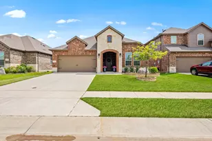 10920 Los Alamos Dr, Aubrey, TX 76227 - Photo 2