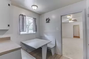 114 S 6th St, Midlothian, TX 76065 - Photo 12