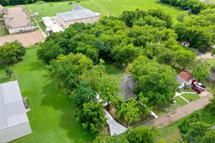 200 Olive St, Lone Oak, TX 75453 - Photo 8