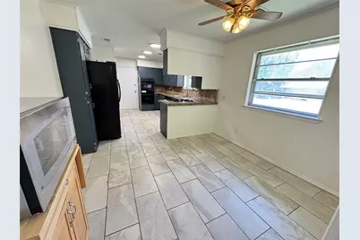 1009 Imperial Drive, Denton, TX 76209 - Photo 8