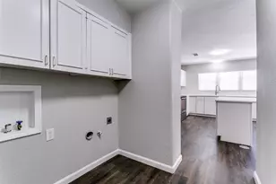 1506 Carnation Dr, Lewisville, TX 75067 - Photo 16