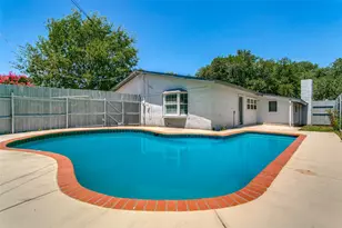 1506 Carnation Dr, Lewisville, TX 75067 - Photo 24