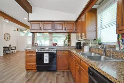 308 Half Moon Way, Bridgeport, TX 76426 - Photo 14