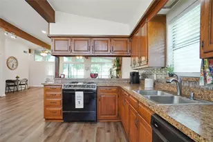 308 Half Moon Way, Runaway Bay, TX 76426 - Photo 14