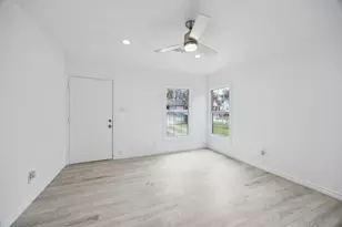 1559 E Ohio Ave, Dallas, TX 75216 - Photo 4