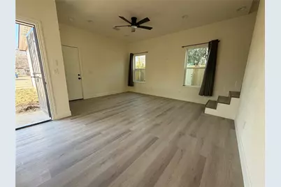 4716 Frank Street, Dallas, TX 75210 - Photo 12