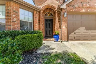 8929 Brook Hill Lane, Fort Worth, TX 76244 - Photo 2
