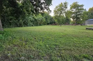 750 W 9th Ave, Corsicana, TX 75110 - Photo 1